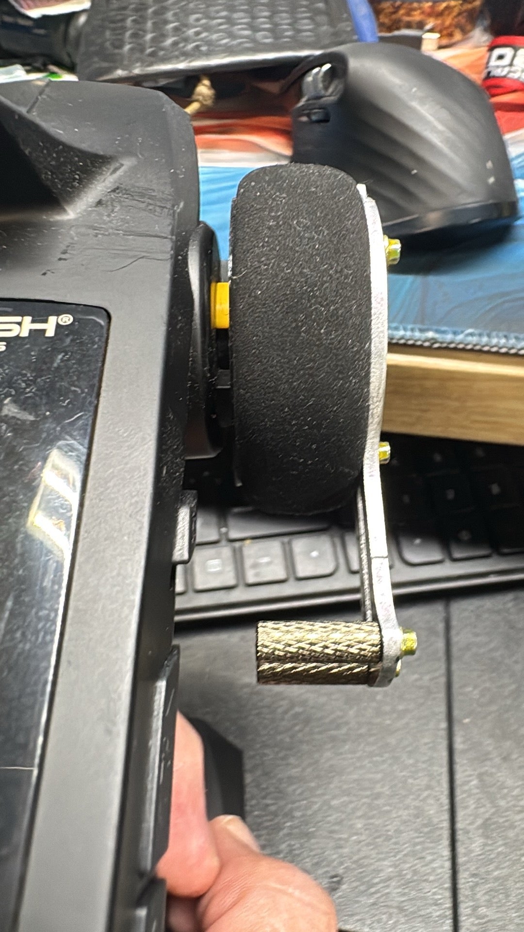 "Strong Hand" Thumb steer