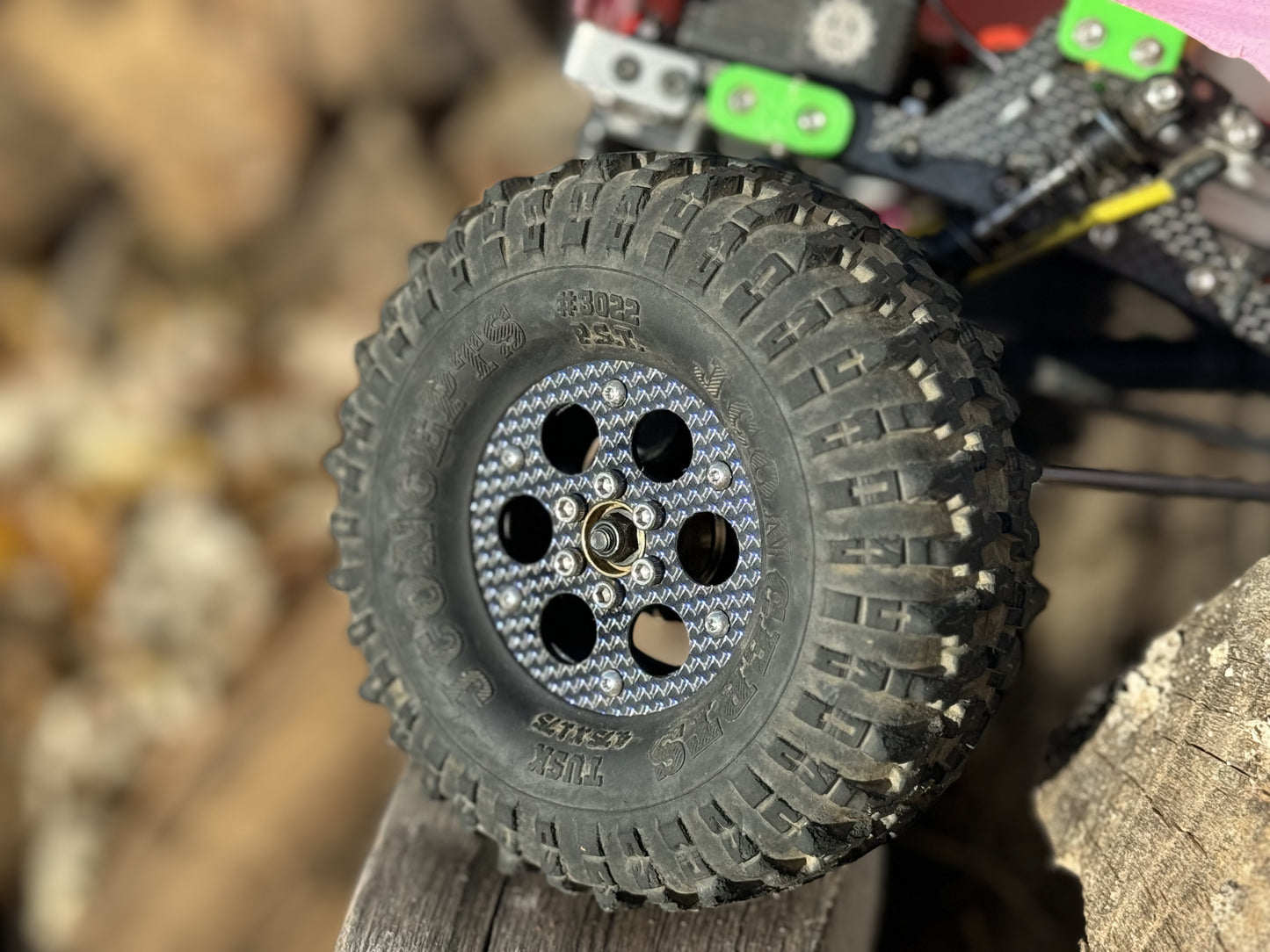 2.2 Carbon Fiber Face "Comp Wheel"