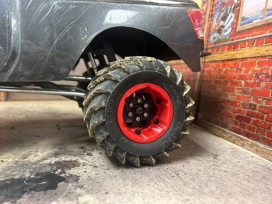 Chunkiie’s R/C pulling wheels.