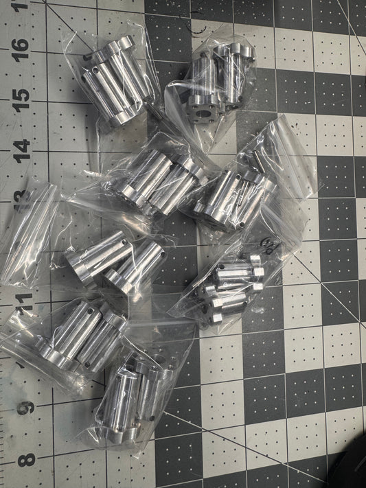 2.9 .900 hubs manufactured by Dlux (Vertex)